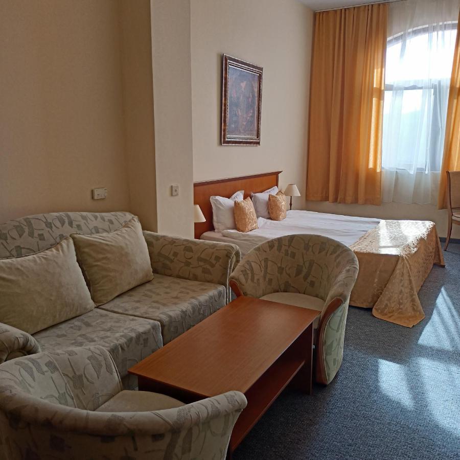 Hotel Panorama Veliko Tarnovo Kültér fotó